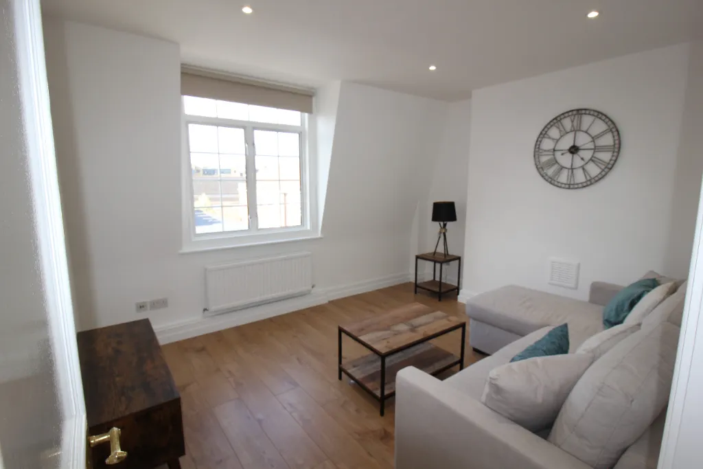 2 Double Bed Flat For Sale Harrowby Street W1H with approx 977 years